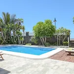 Bayside Concha House - Beachfront Oasis With Heated Pool Апартаменты