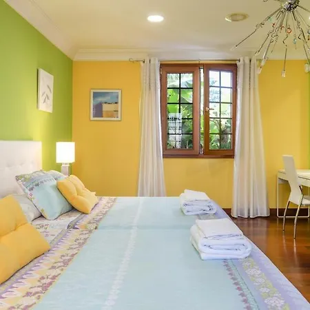 Bayside Concha House - Beachfront Oasis With Heated Pool شقة