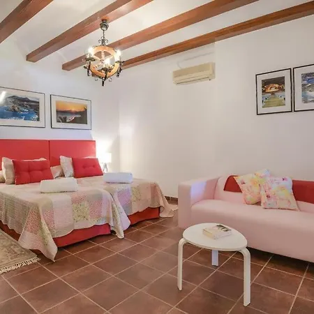 Bayside Concha House - Beachfront Oasis With Heated Pool شقة